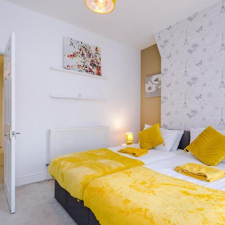 Finchley House Lovely House In Anfield, 2 Minutes Walk From The Stadium, Parking And Wifi Villa ลิเวอร์พูล ภายนอก รูปภาพ