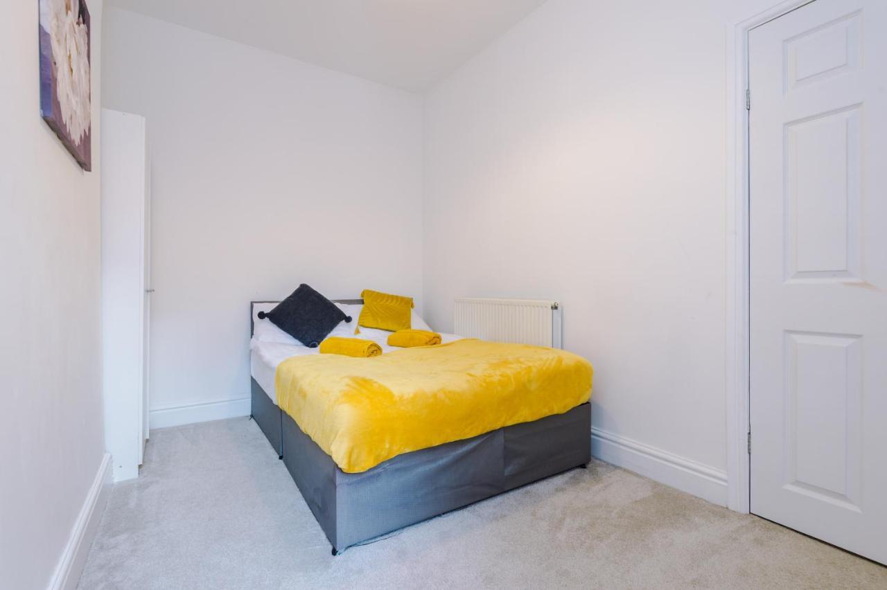 Finchley House Lovely House In Anfield, 2 Minutes Walk From The Stadium, Parking And Wifi Villa ลิเวอร์พูล ภายนอก รูปภาพ