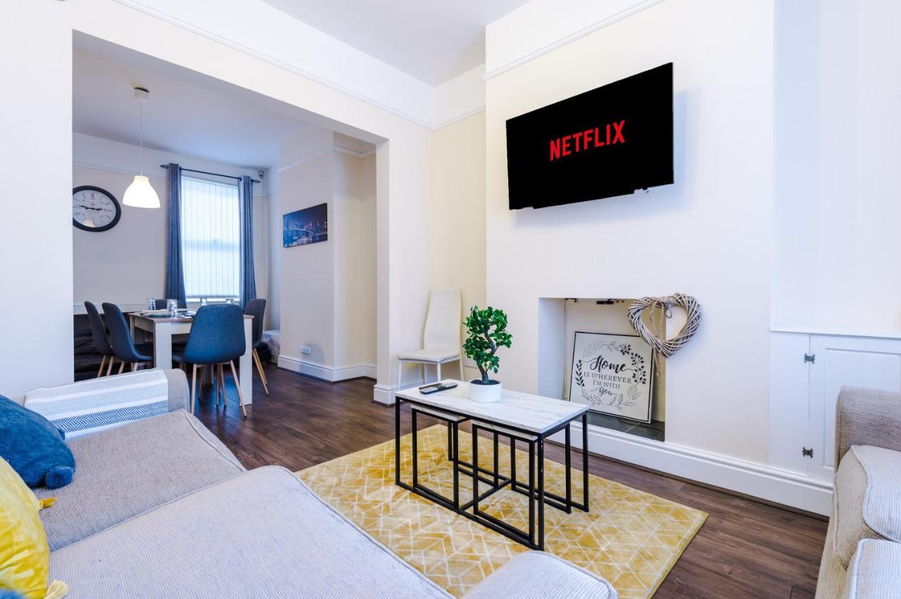 Finchley House Lovely House In Anfield, 2 Minutes Walk From The Stadium, Parking And Wifi Villa ลิเวอร์พูล ภายนอก รูปภาพ